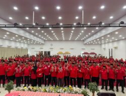 Konsolidasi Politik Menguat, DPC PDI Perjuangan Mojokerto Lantik 18 PAC